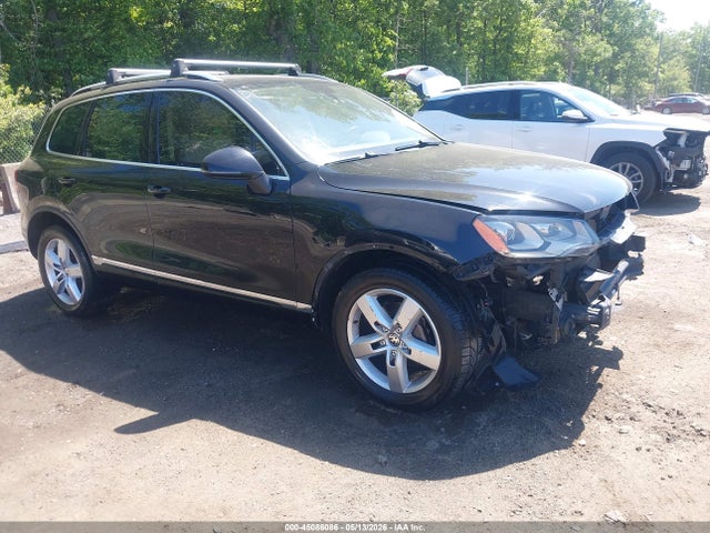 2014 VOLKSWAGEN TOUAREG 3.6L LUX