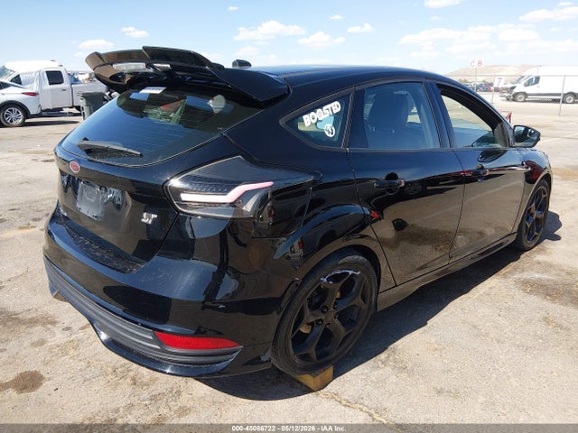 2018 FORD FOCUS ST 照片 4