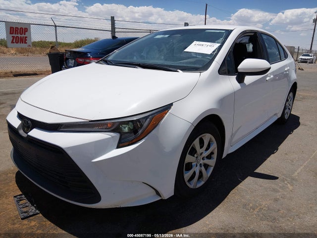 2025 Toyota COROLLA LE photo 2