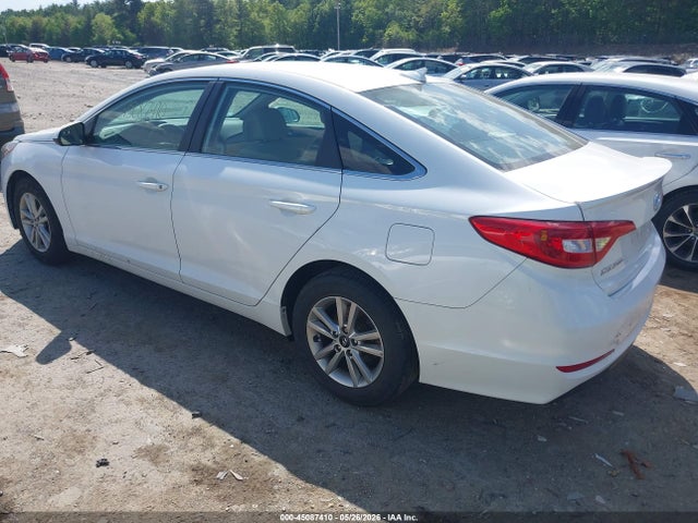2015 Hyundai SONATA SE — фото 3