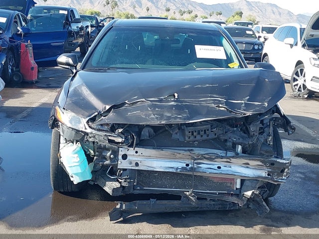 2020 Toyota CAMRY LE photo 6
