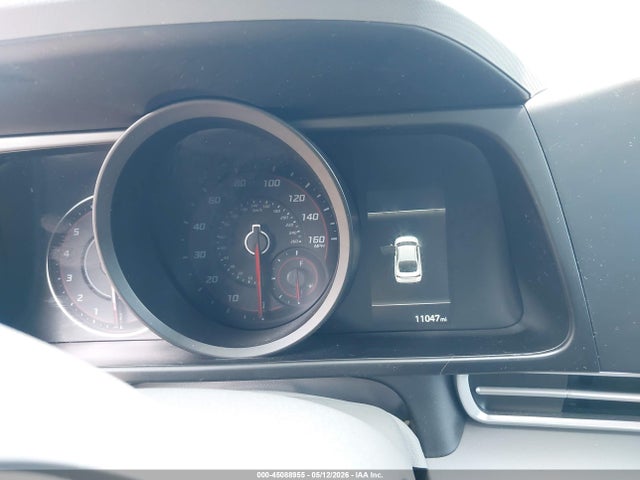 صورة 7 لـ 2023 Hyundai ELANTRA SE