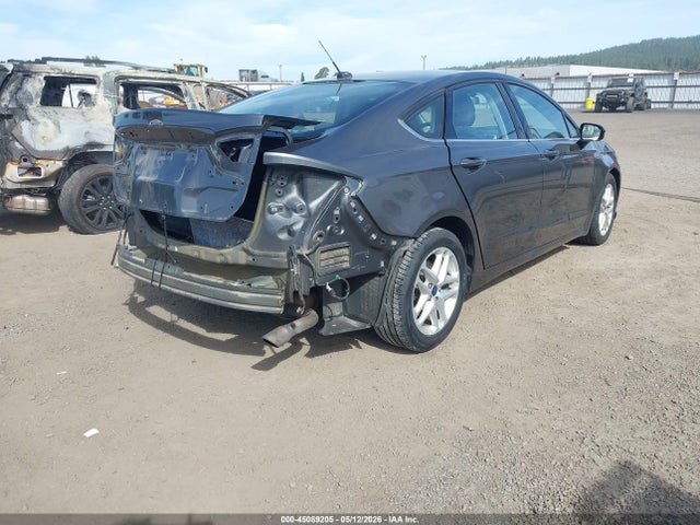 FORD FUSION SE - 4