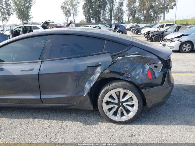 2022 Tesla MODEL 3 LONG RANGE DUAL MOTOR ALL-WHEEL DRIVE — фото 6