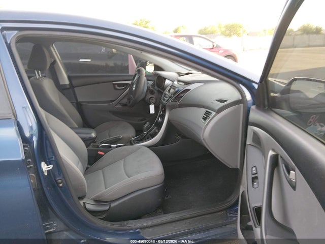 2014 Hyundai ELANTRA SE 照片 5
