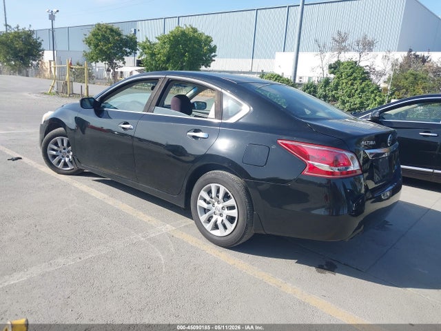 2013 Nissan ALTIMA 2.5 S 照片 3