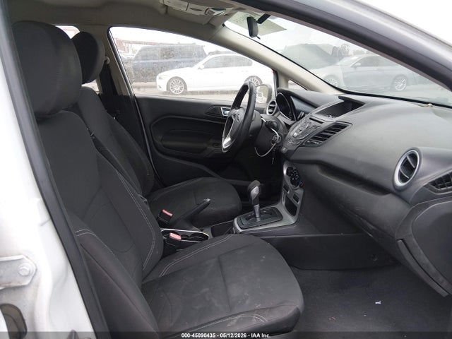 FORD FIESTA SE - 5