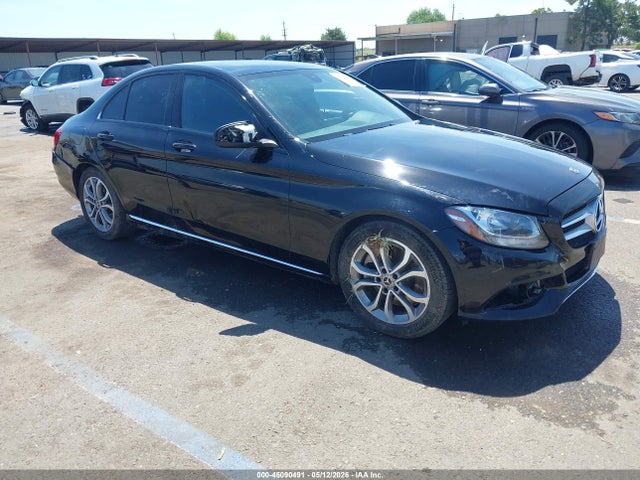 صورة 1 لـ 2018 Mercedes-BENZ C 300