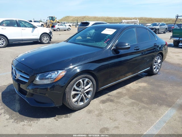 صورة 2 لـ 2018 Mercedes-BENZ C 300
