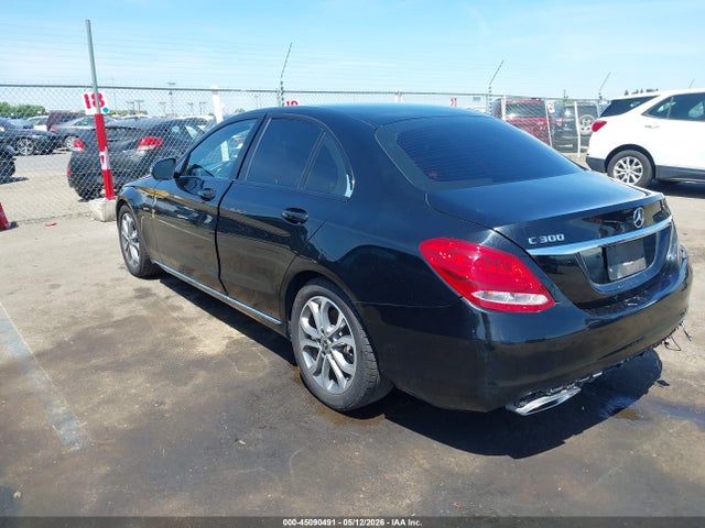 صورة 3 لـ 2018 Mercedes-BENZ C 300