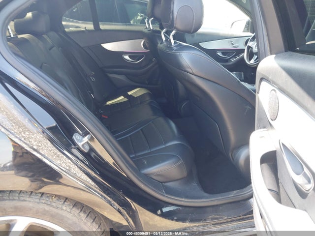 صورة 8 لـ 2018 Mercedes-BENZ C 300