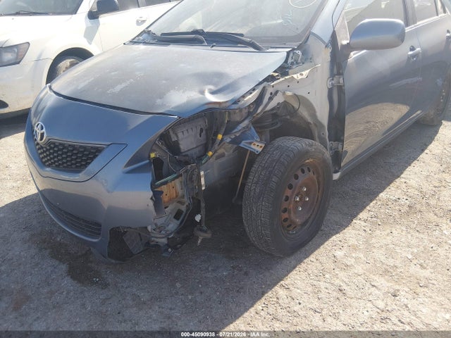 2010 Toyota YARIS 照片 6