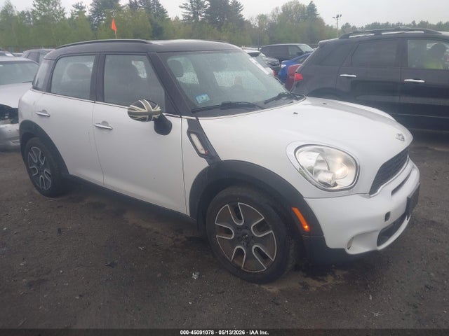 2011 MINI COOPER 