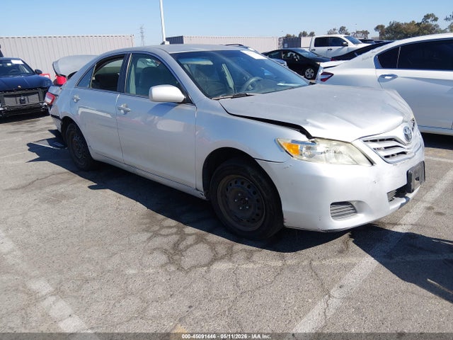 2011 TOYOTA CAMRY LE