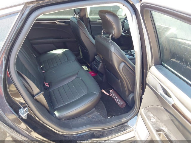 FORD FUSION SE - 8