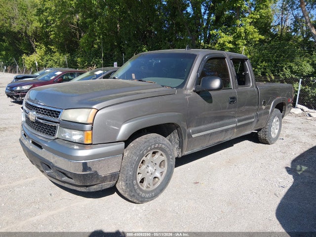 2006 Chevrolet SILVERADO 1500 LS 照片 2
