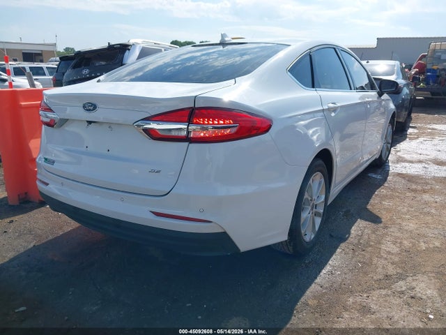 2019 FORD FUSION SE 照片 4