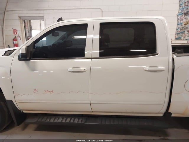 2016 Chevrolet SILVERADO 1500 2LT — миниатюра 14