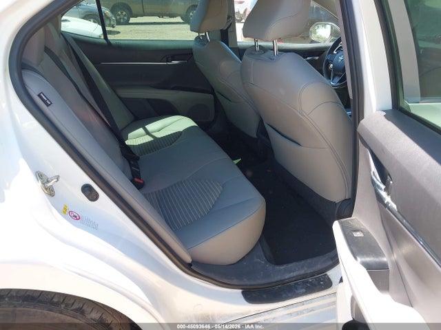 2018 Toyota CAMRY SE photo 8