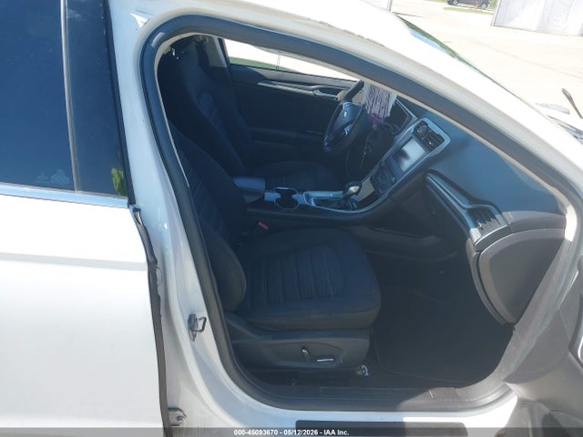 FORD FUSION SE - 5