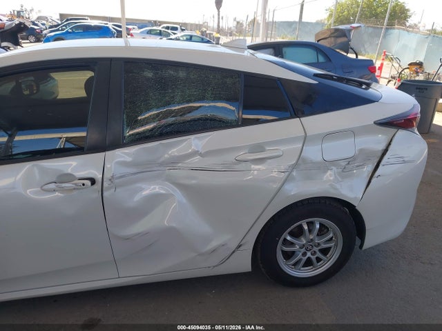 2016 Toyota PRIUS TWO 照片 6