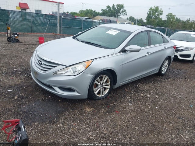 2012 Hyundai SONATA GLS — фото 2