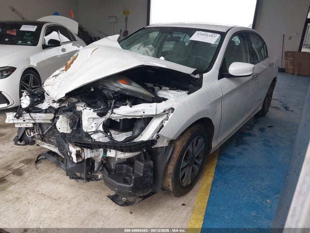 2015 Honda ACCORD LX — фото 2
