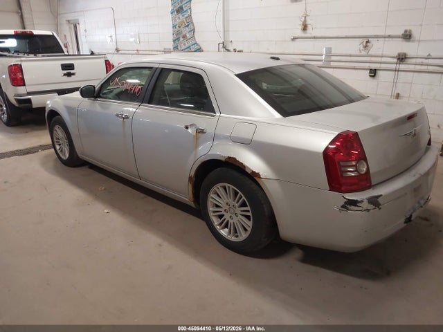 2010 Chrysler 300 TOURING/SIGNATURE SERIES/EXECUTIVE SERIES — фото 3