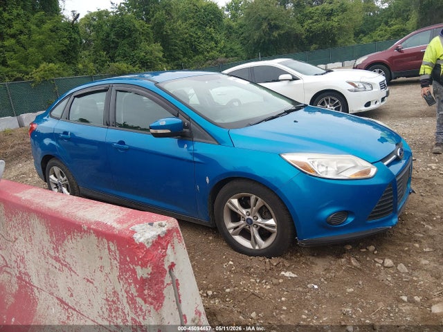 FORD FOCUS SE - 1