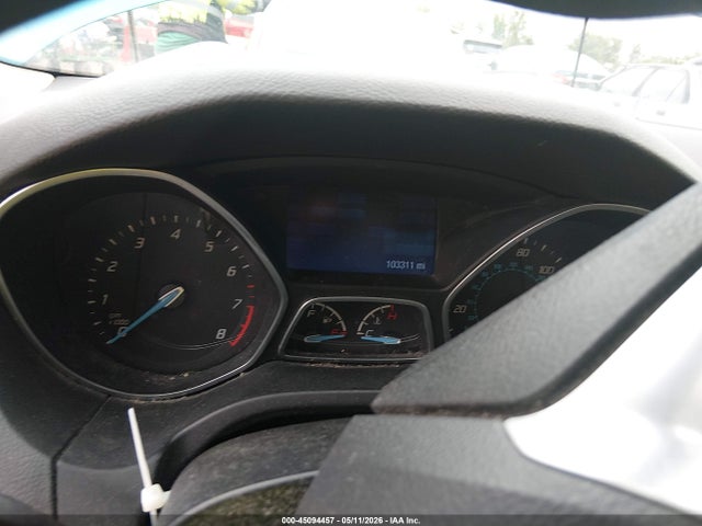 FORD FOCUS SE - 7
