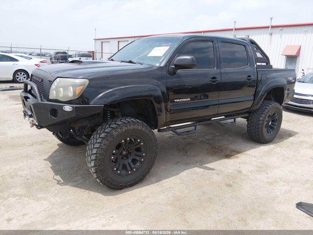 2011 Toyota TACOMA BASE V6 photo 2