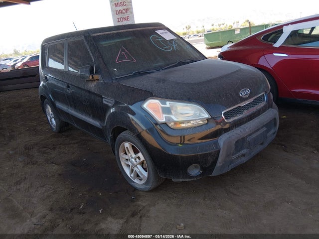 2011 KIA SOUL +