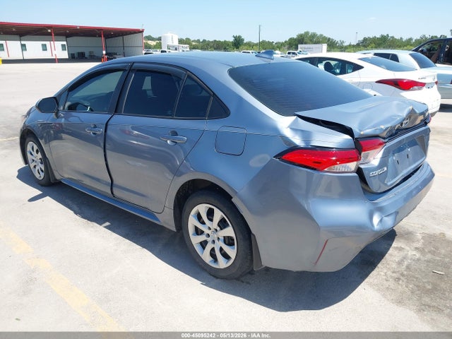 2023 Toyota COROLLA LE photo 3