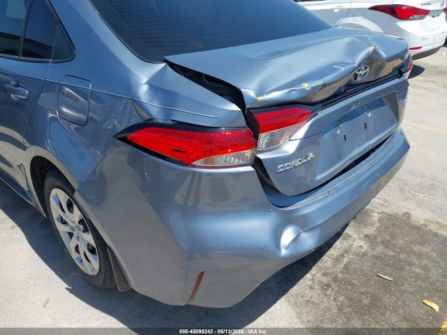 2023 Toyota COROLLA LE photo 6