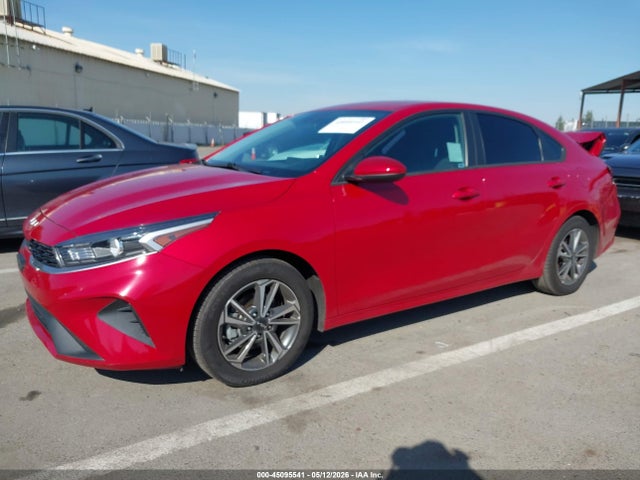 2023 KIA FORTE LXS photo 2