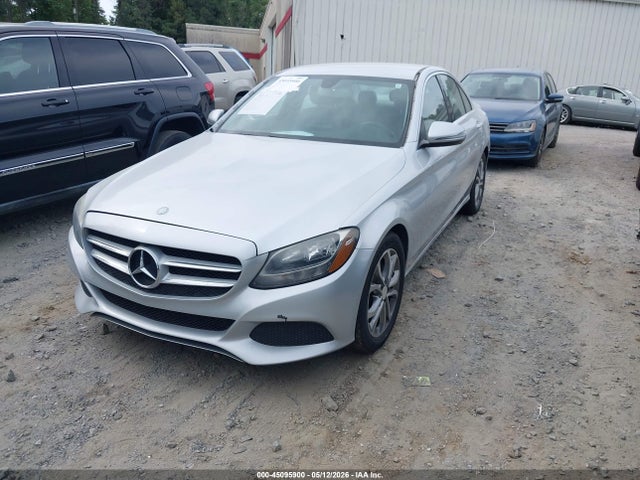 صورة 2 لـ 2016 Mercedes-BENZ C 300