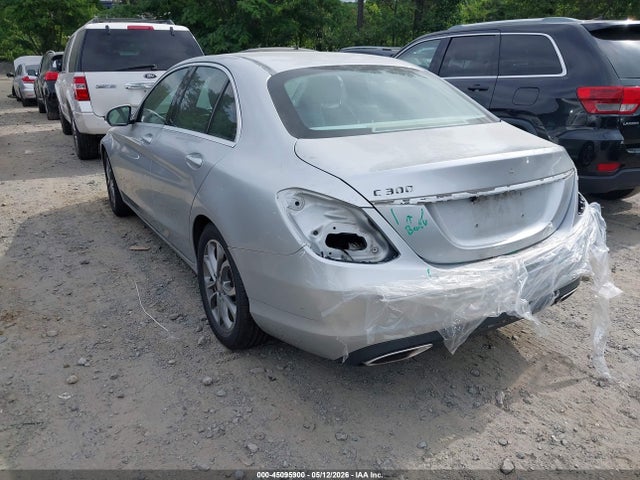 صورة 3 لـ 2016 Mercedes-BENZ C 300