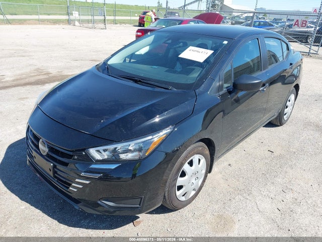 2025 Nissan VERSA 1.6 S 照片 2