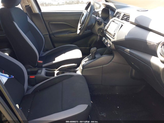 2025 Nissan VERSA 1.6 S 照片 5