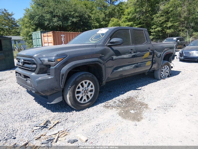 صورة 2 لـ 2024 Toyota TACOMA SR5
