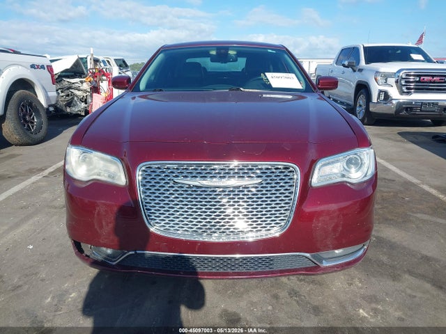 2015 Chrysler 300 LIMITED — миниатюра 12