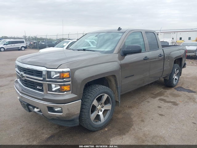 2014 Chevrolet SILVERADO 1500 2LT photo 2