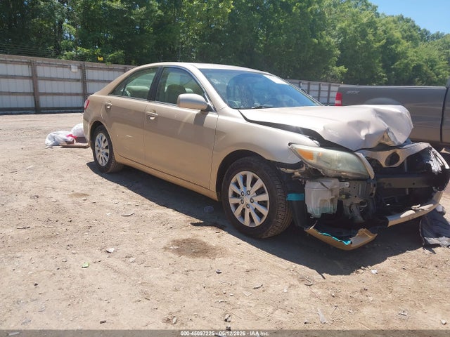 2010 TOYOTA CAMRY LE