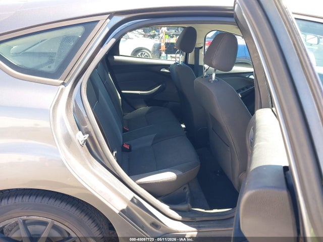 2012 FORD FOCUS SE 照片 8