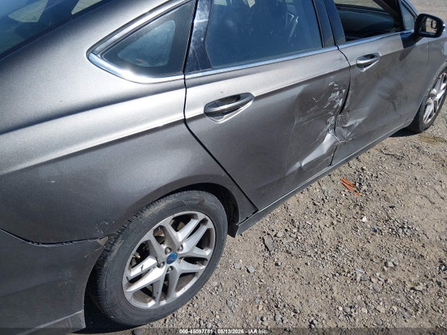 2013 FORD FUSION SE photo 6