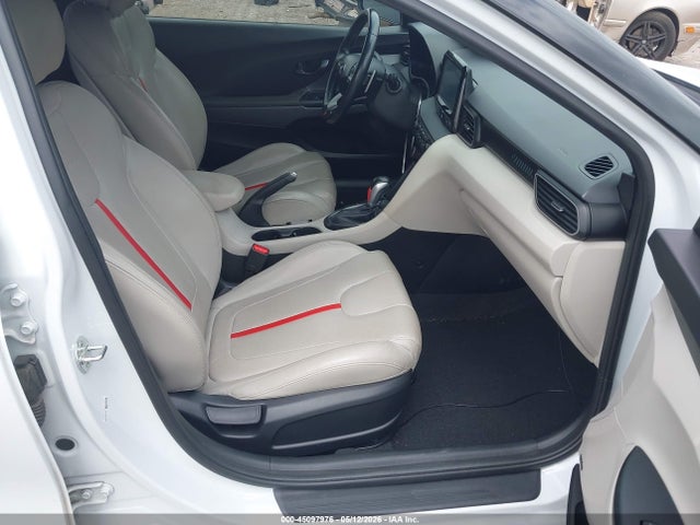 صورة 5 لـ 2020 Hyundai VELOSTER TURBO ULTIMATE