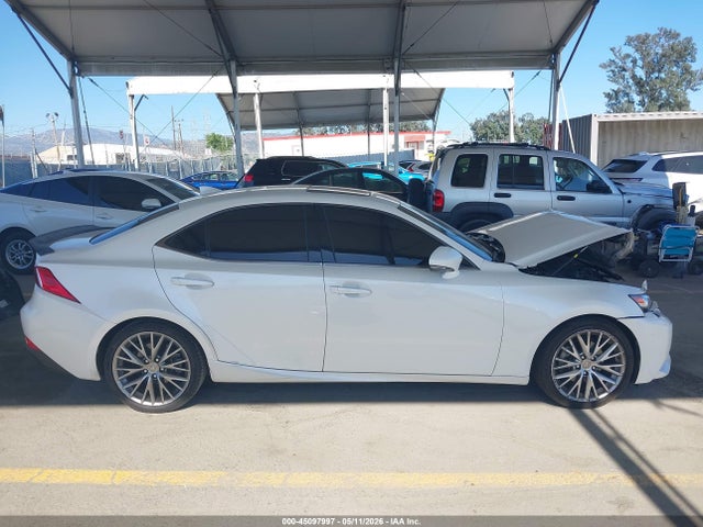 صورة مصغرة 13 لـ 2015 Lexus IS 250