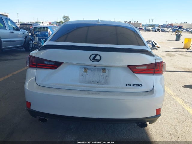 صورة مصغرة 16 لـ 2015 Lexus IS 250