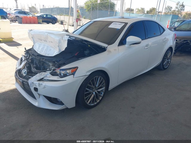 2015 Lexus IS 250 照片 2