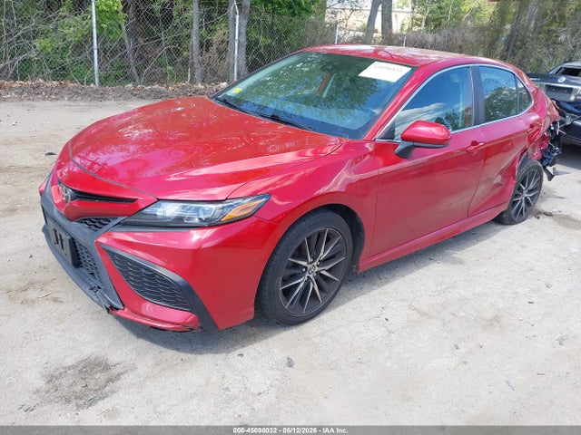 2021 Toyota CAMRY SE photo 2